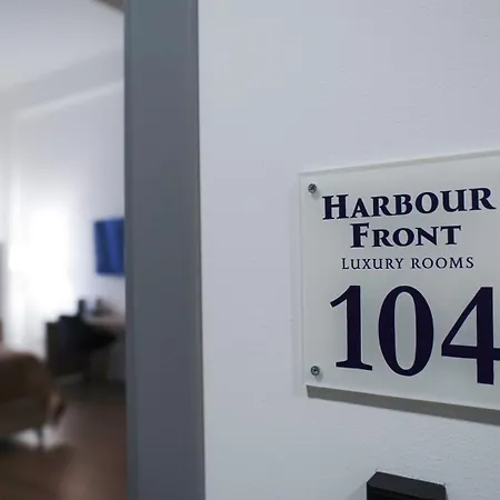 Harbour Front - Luxury 住宿加早餐酒店 3*