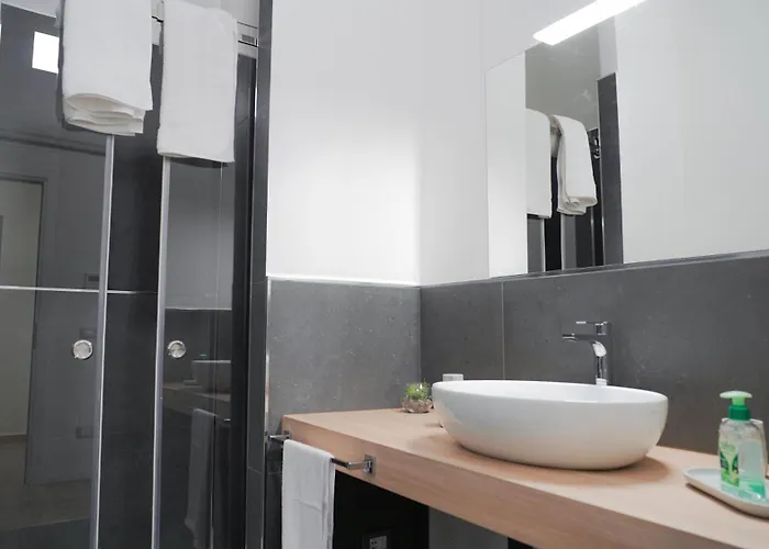 فندق مبيت وإفطار Harbour Front - Luxury 3*